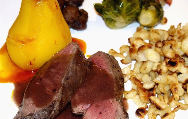 Médaillons de chevreuil et sauce poivrade