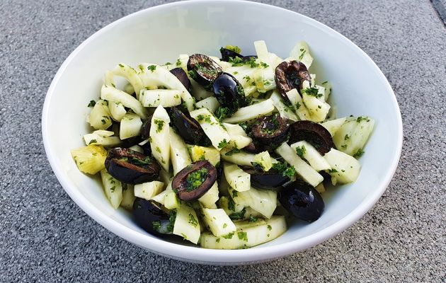 Salade de fenouil citronnée aux olives