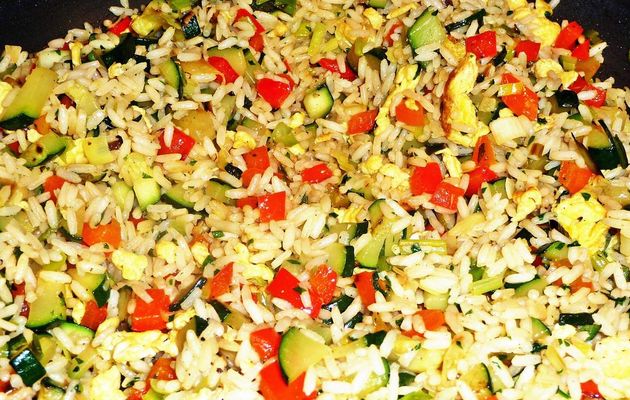 Riz sauté aux légumes et à l'huile de sésame