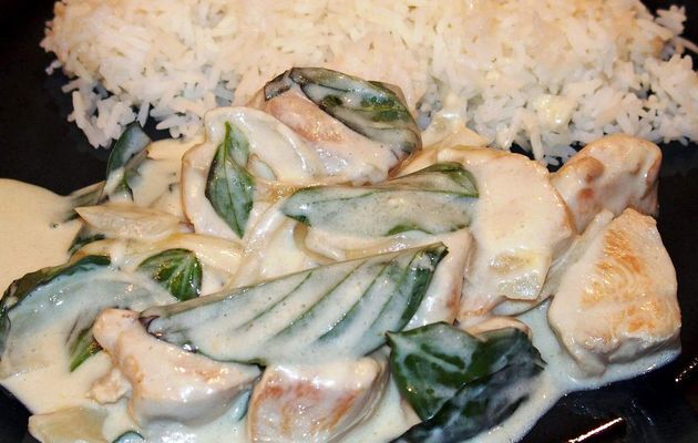 Emincé de poulet au curry vert