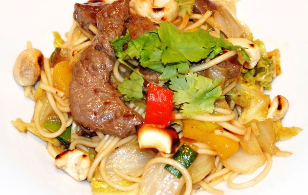 Nouilles chinoises sautées au boeuf