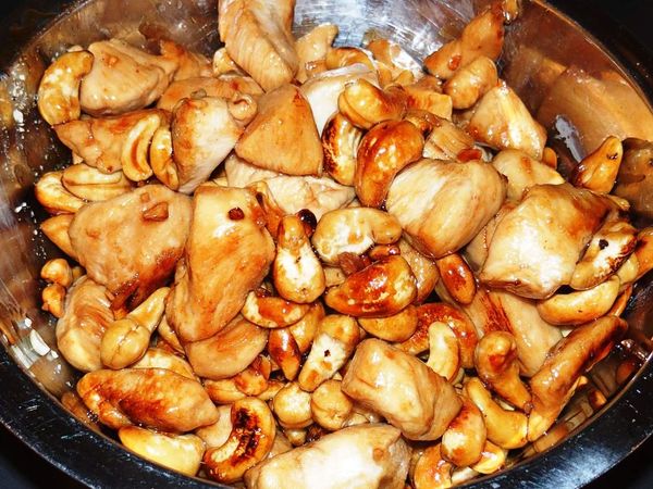 Poulet sauté aux noix de cajou