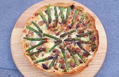Quiche aux asperges et champignons