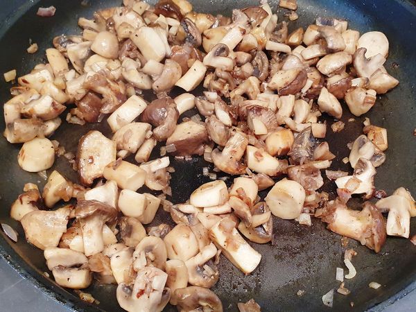 Quiche aux asperges et champignons