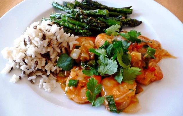 Crevettes sautées au gingembre et oignons nouveaux