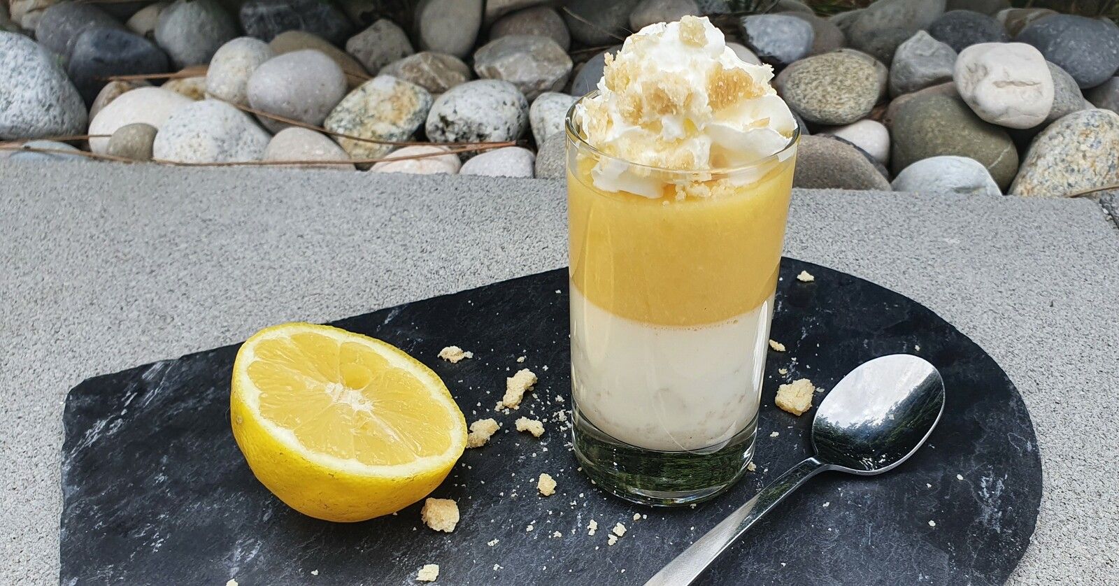 Crème de citron sur panna cotta