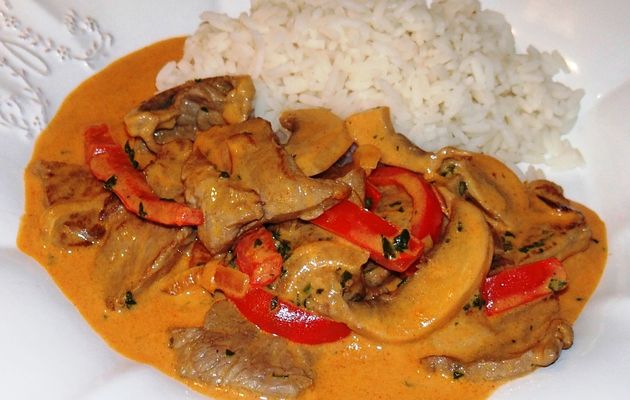 Emincé de boeuf Stroganov